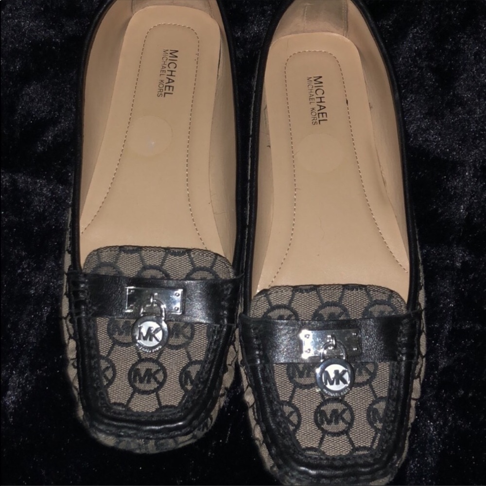 Reposting! Wrong color...but super cute and comfy